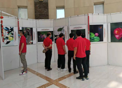 讓廉潔清風(fēng)拂動(dòng)心靈——博羅縣教育局組織黨員干部參觀惠州市廉潔文化攝影藝術(shù)作品展